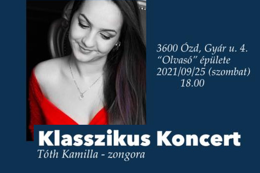 Tóth Kamilla koncertje az Olvasóban